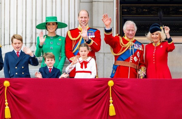Charlesov povratak kraljevskim dužnostima veliki je poticaj za Kate Middleton